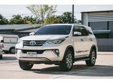 2017 Toyota Fortuner 2.8 (ปี 15-18) V SUV
