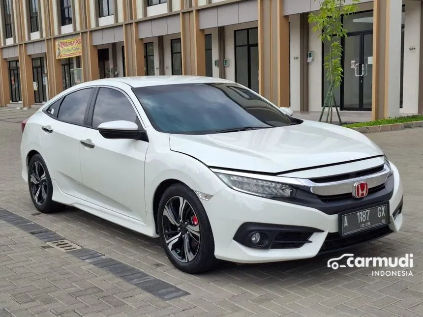 2016 Honda Civic ES Sedan