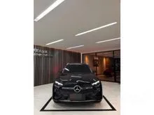2024 Mercedes-Benz GLC300 2.0 AMG Line 4MATIC SUV Black on Black Odo 29 Rb (TERMURAH)