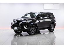 2016 Toyota Fortuner 2.4 (ปี 15-18) V SUV