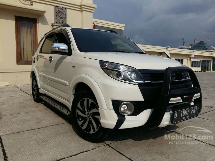  Variasi  Mobil  Toyota Rush  Pecinta Dunia Otomotif