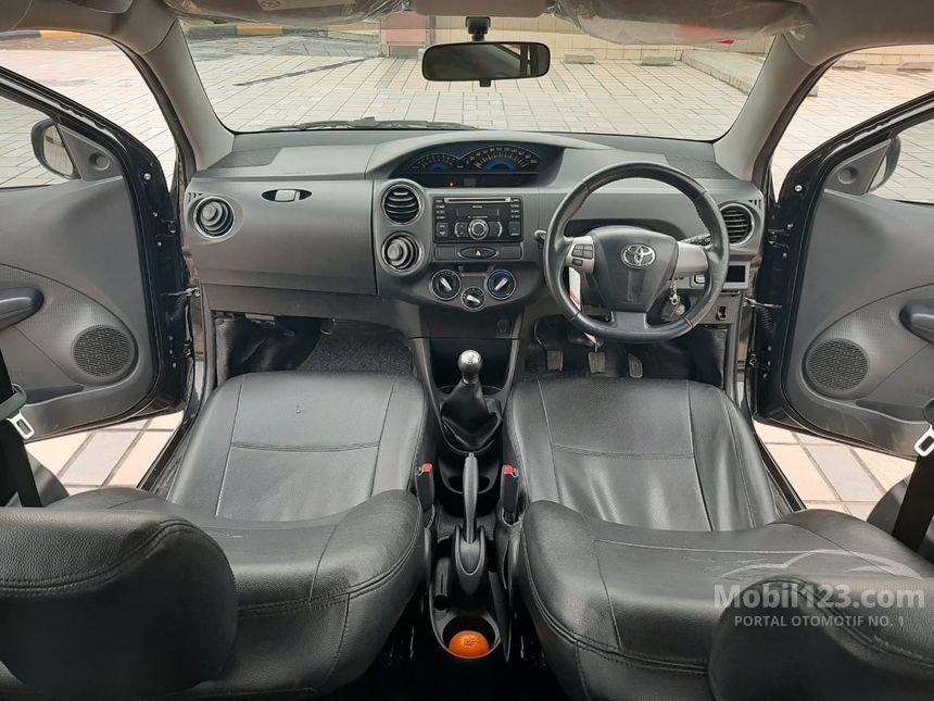 Jual Mobil  Toyota  Etios  Valco  2021 G 1 2 di Banten Manual 