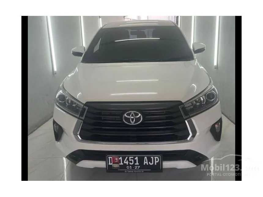 Jual Mobil Toyota Kijang Innova 2021 V 2.4 di Jawa Barat Automatic MPV Putih Rp 410.000.000