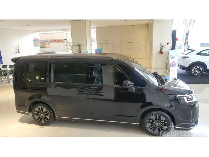 2025 Honda Stepwgn SPADA e:HEV MPV