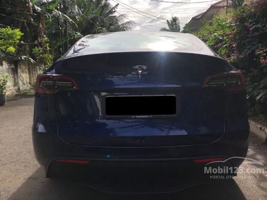 2022 Tesla Model Y Standard SUV