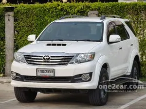 2015 Toyota FORTUNER 2.5 V SUV