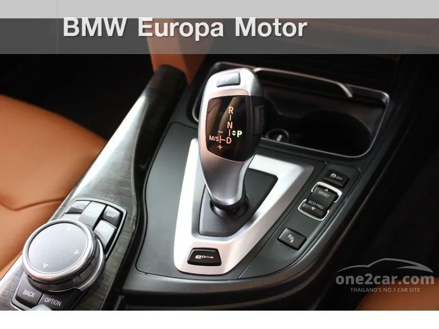 2016 BMW 330e Luxury Sedan