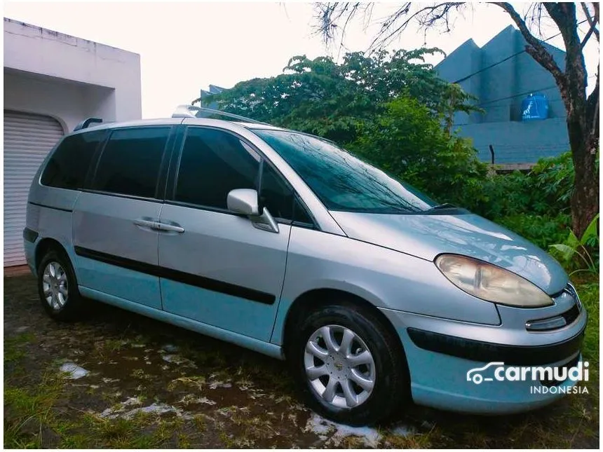 2003 Peugeot 807 Van Wagon