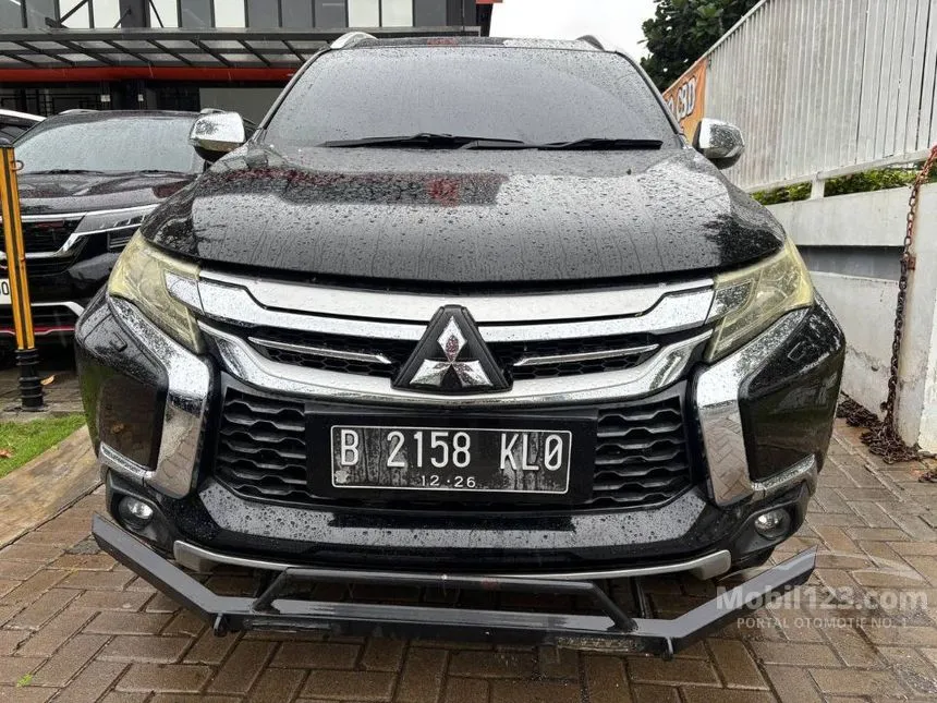 Jual Mobil Mitsubishi Pajero Sport 2016 Dakar 2.4 di Jawa Barat Automatic SUV Hitam Rp 345.000.000
