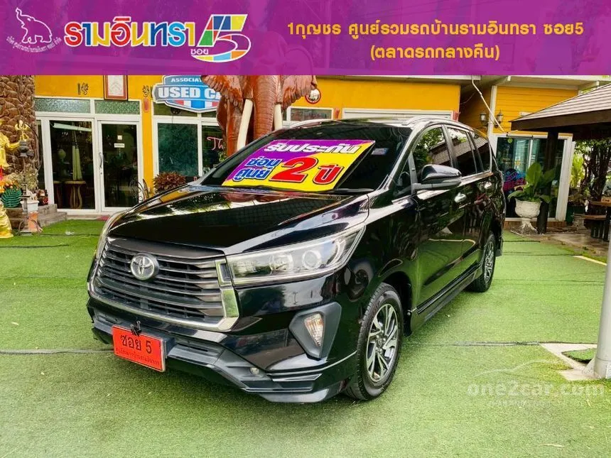 2022 Toyota INNOVA Crysta Wagon