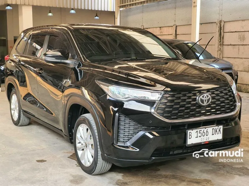 2022 Toyota Kijang Innova Zenix V (Non Premium Color) MPV