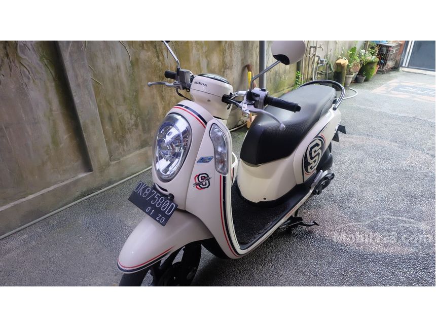 2015 Honda Scoopy 110 Automatic Others