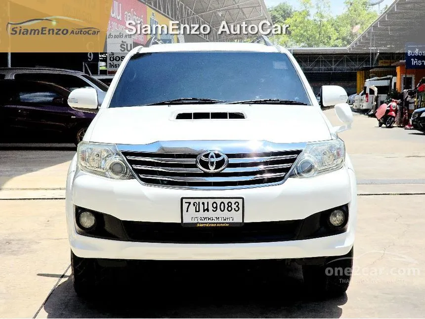 2012 Toyota FORTUNER V SUV