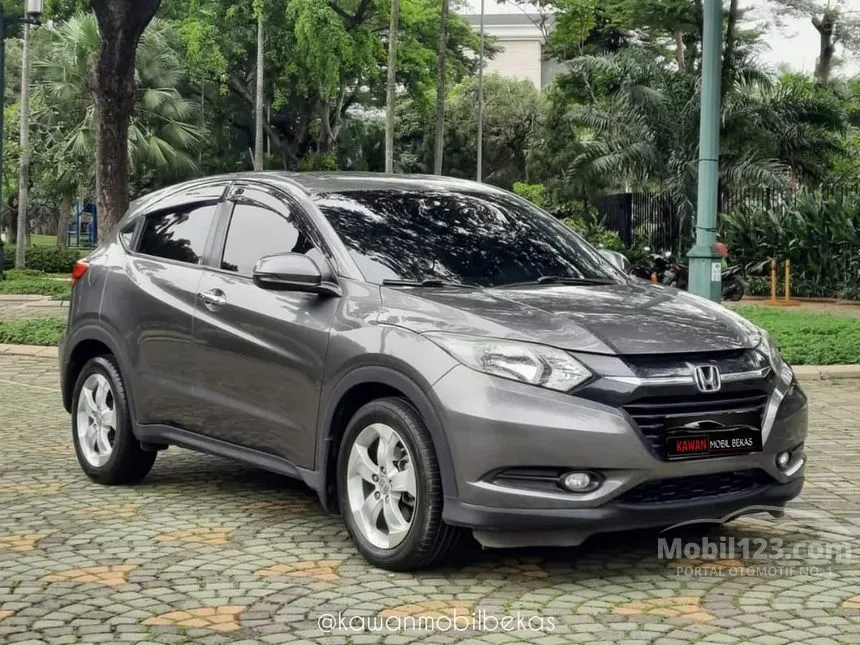 Jual Mobil Honda HR