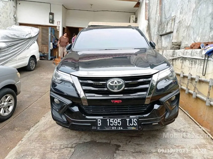 Jual Mobil Toyota Fortuner 2019 VRZ 2.4 di Banten Automatic SUV Hitam Rp 425.000.000