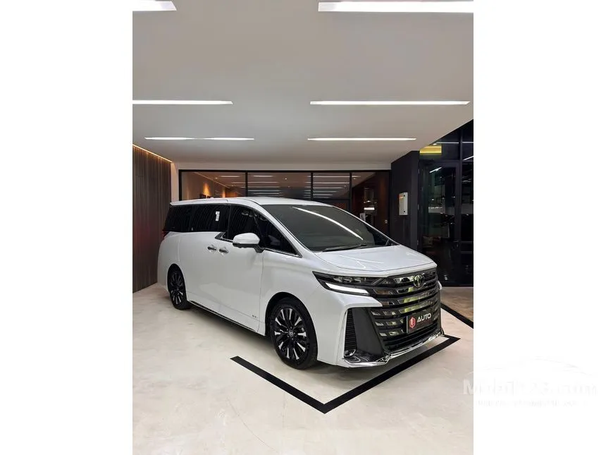 2025 Toyota Vellfire HEV VIP (Premium Color) MPV