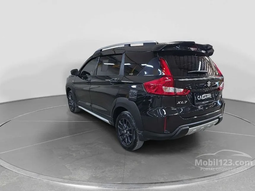 2023 Suzuki XL7 Beta Hybrid SUV