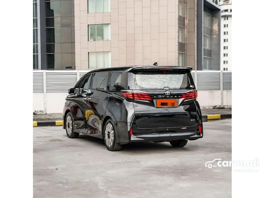 2024 Toyota Alphard HEV MPV