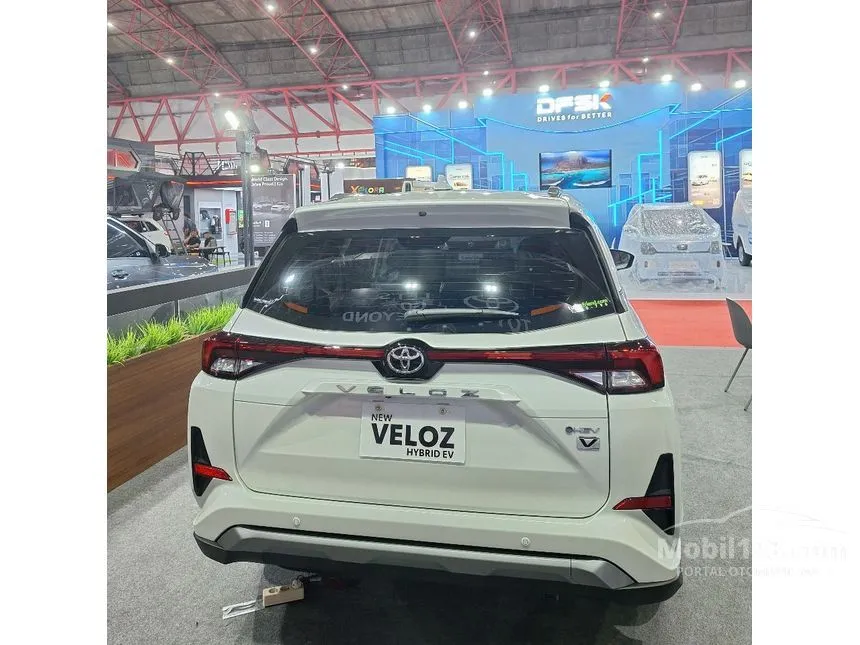2026 Toyota Veloz V HEV MPV