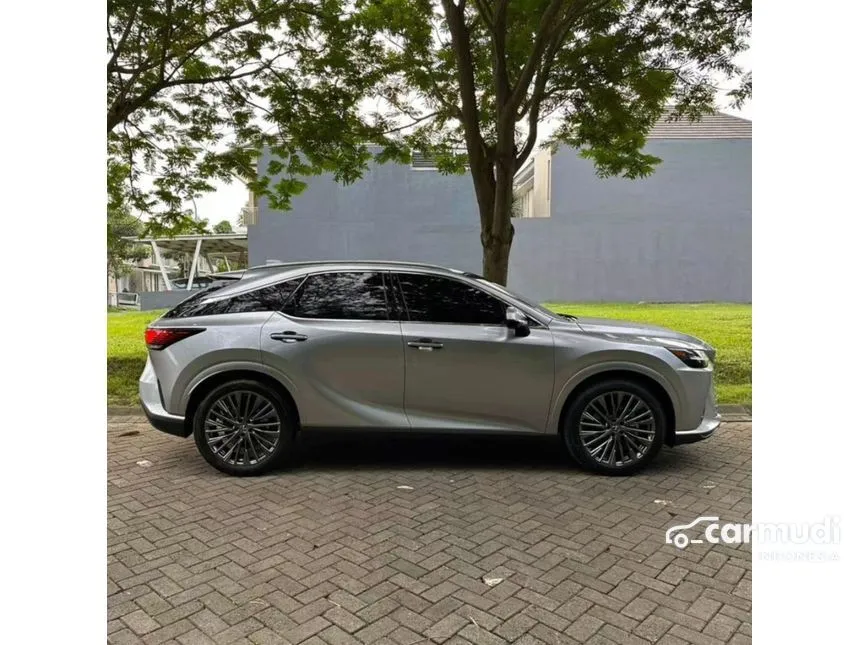 2023 Lexus RX350h Luxury Wagon