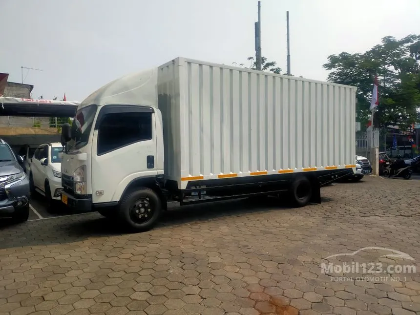 Jual Mobil Isuzu Elf 2023 NMR HD 6.5 4.8 di DKI Jakarta Manual Lorry Putih Rp 440.000.000