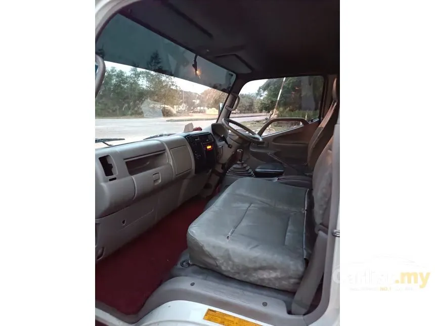 2012 Hino 300 Series XZU413R-HKMMB3 Lorry