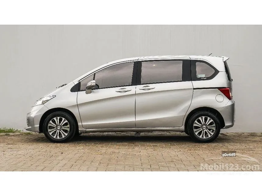 2014 Honda Freed S MPV