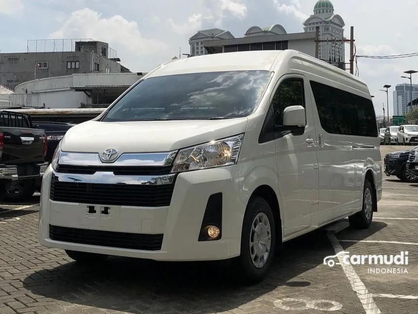 2025 Toyota Hiace Premio Van