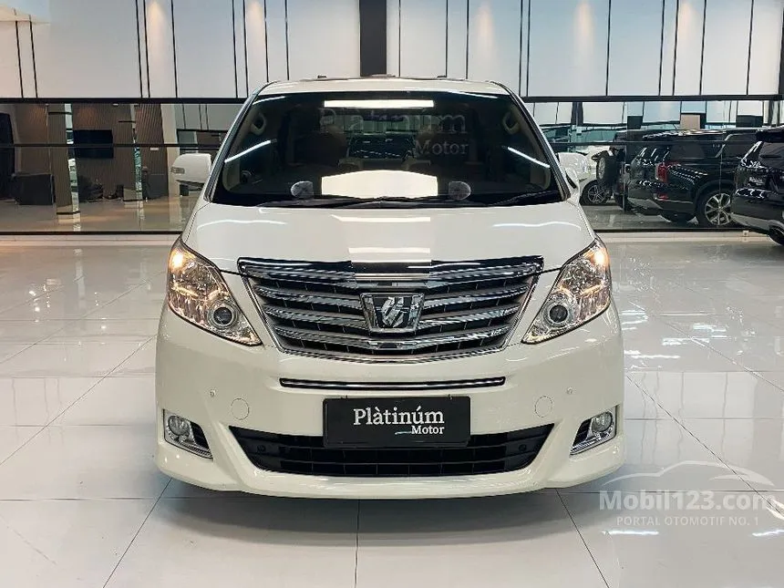 Jual Mobil Toyota Alphard 2013 X 2.4 di Jawa Barat Automatic MPV Putih Rp 395.000.000