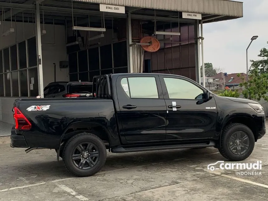 2024 Toyota Hilux V Dual Cab Pick-up