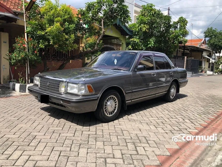 1989 Toyota Crown Sedan