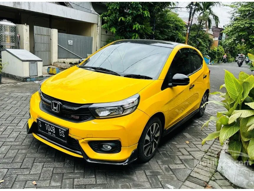 Jual Mobil Honda Brio 2021 RS Urbanite 1.2 di Jawa Timur Automatic Hatchback Kuning Rp 185.000.000