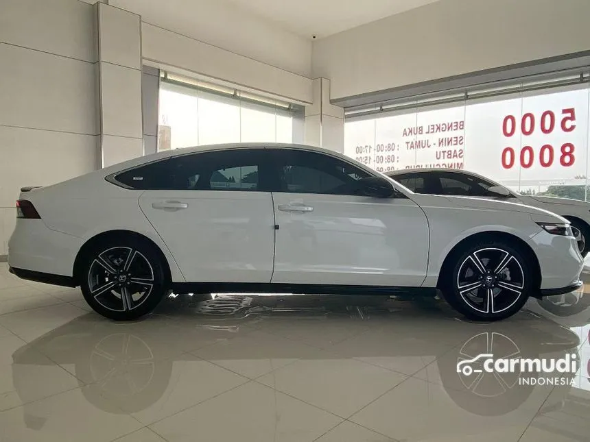 2024 Honda Accord RS e:HEV Sedan