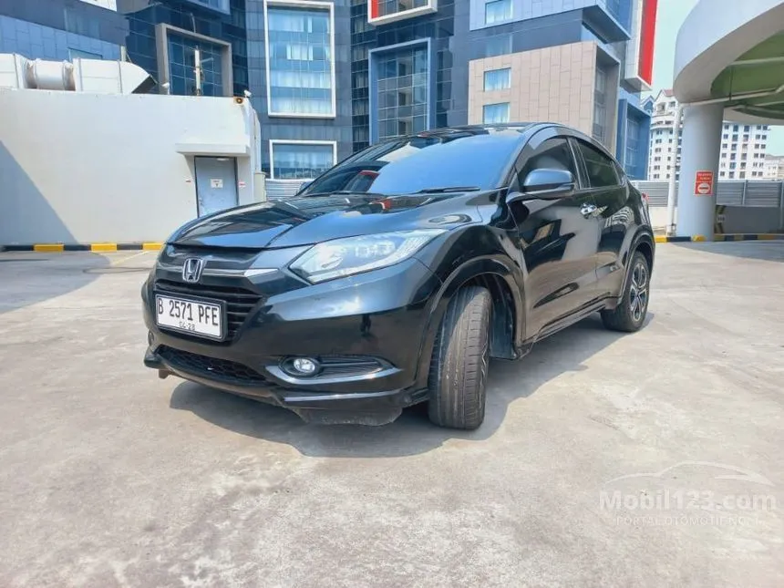 Jual Mobil Honda HR