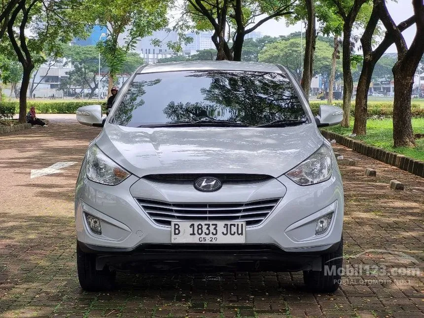 Jual Mobil Hyundai Tucson 2011 GLS 2.0 di Banten Automatic SUV Abu