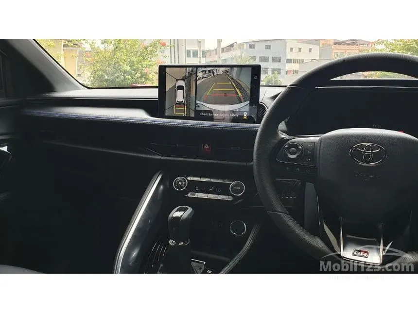 2025 Toyota Yaris Cross S with GR Parts Aero Pkg SUV