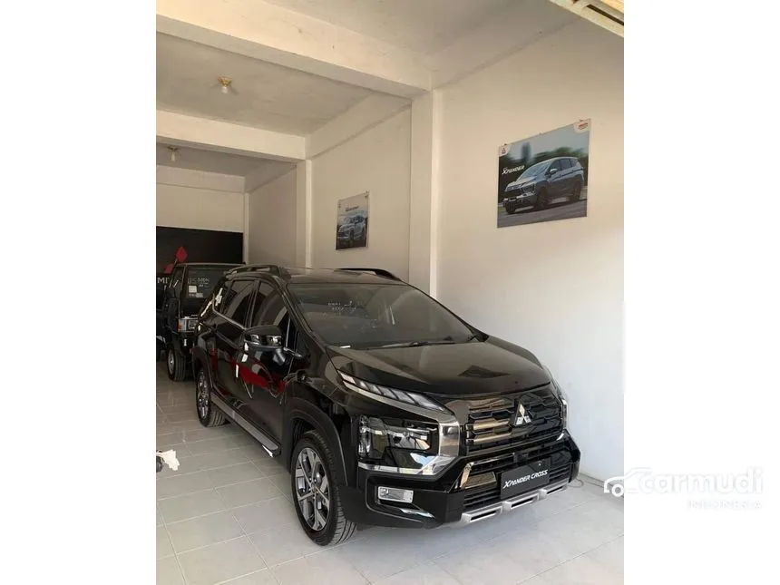 Jual Mobil Mitsubishi Xpander 2024 CROSS Premium Package 1.5 di Jawa Barat Automatic Wagon Hitam Rp 307.000.000