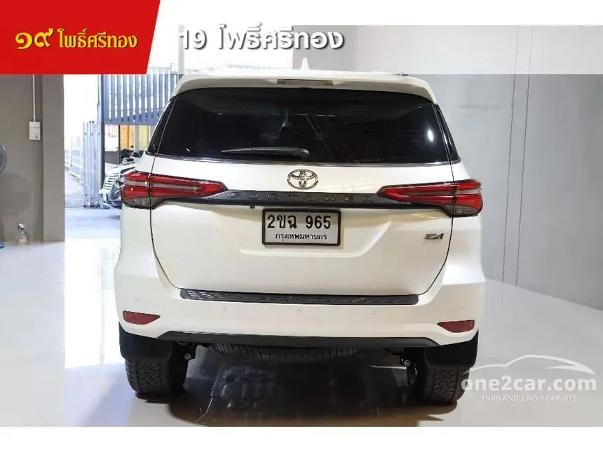 2021 Toyota FORTUNER V SUV