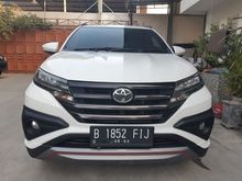 Toyota Rush 1.5 TRD Sportivo 2018 AT white like new , Istimewa