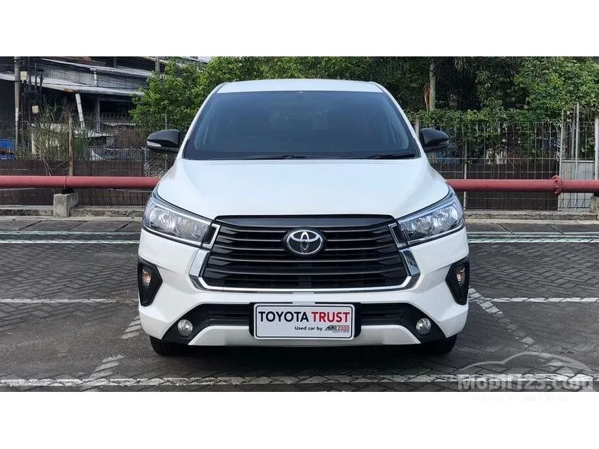 Jual Mobil Toyota Kijang Innova 2021 G 2.0 di Jawa Barat Manual MPV Putih Rp 303.000.000