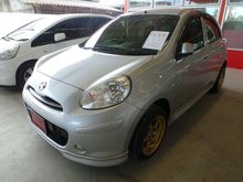 2013 Nissan March 1.2 (ปี 10-16) E Hatchback AT