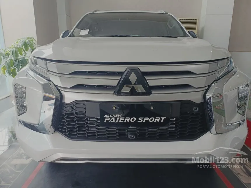 Jual Mobil Mitsubishi Pajero Sport 2023 Dakar 2.4 di DKI Jakarta Automatic SUV Putih Rp 545.850.000
