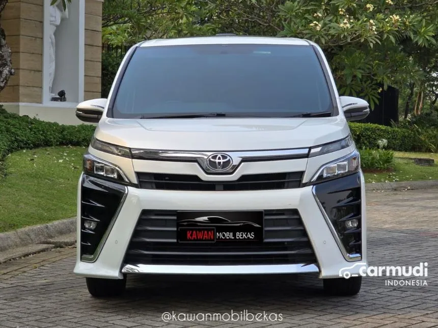 2020 Toyota Voxy Wagon