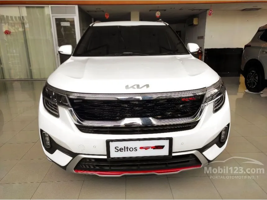 Jual Mobil KIA Seltos 2024 GT Line 1.4 di Jawa Barat Automatic Wagon Putih Rp 371.555.555