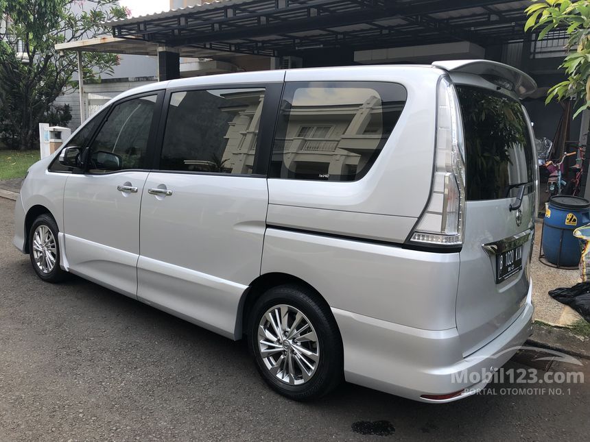 Jual Mobil Nissan Serena 2016 Autech 2.0 di Jawa Barat Jual Mobil Nissan Serena 2016 Autech 2.0 di Jawa Barat