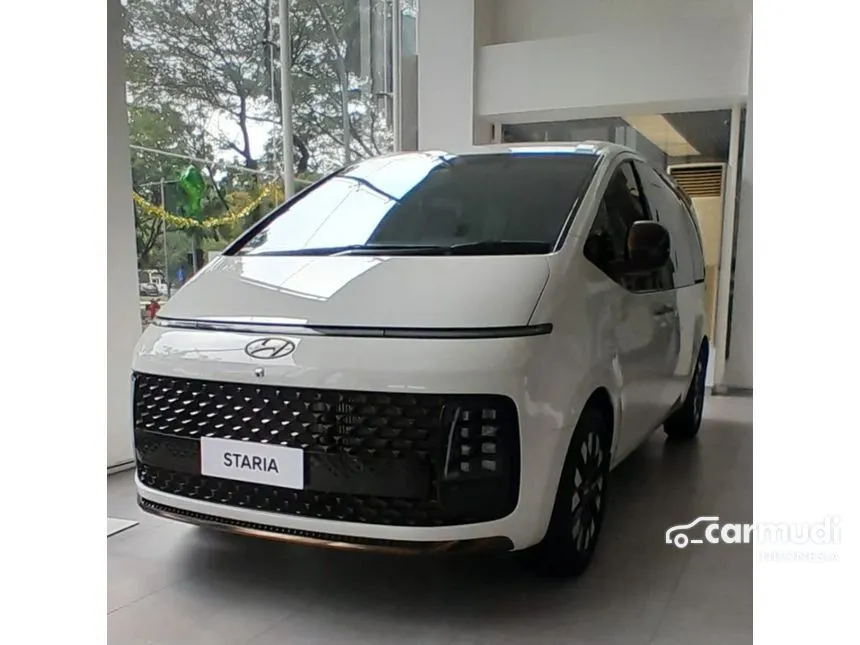 2025 Hyundai Staria Signature 7 MPV