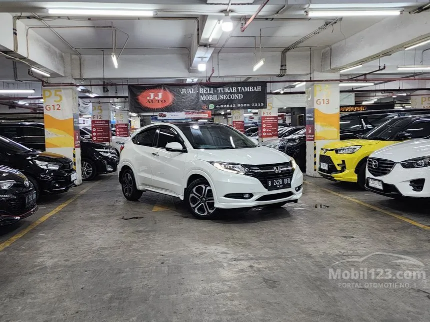 Jual Mobil Honda HR