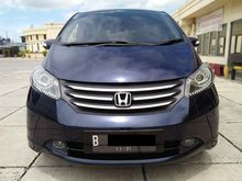 Honda FReed PSD 2011 TDP 18 JUta Biru Metalik Matic Siap pakai
