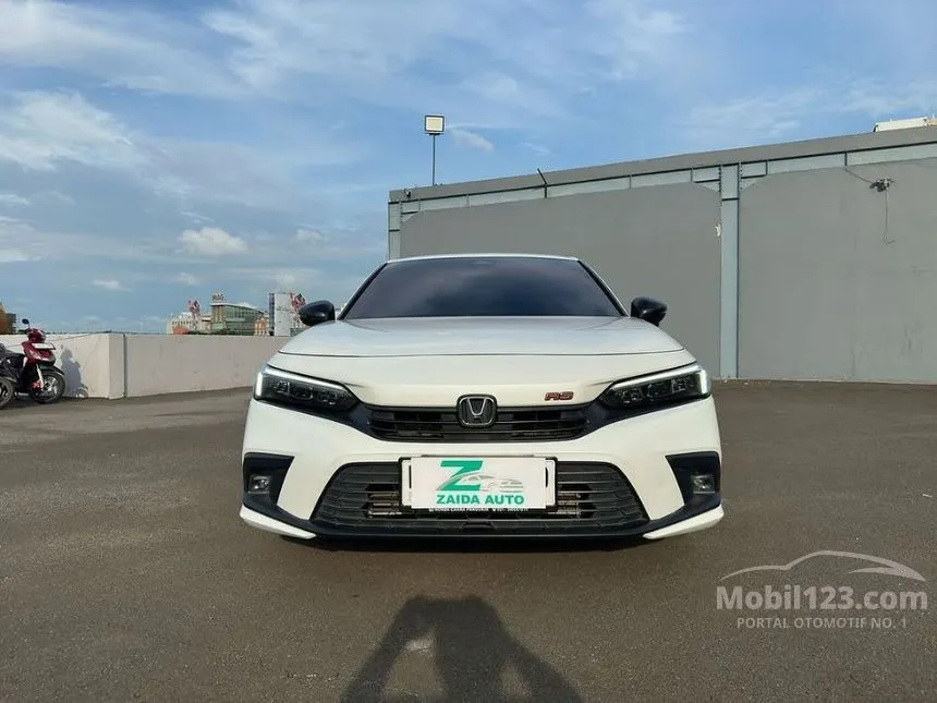 Jual Mobil Honda Civic 2023 RS 1.5 di DKI Jakarta Automatic Sedan Putih Rp 479.000.000