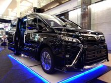 2018 Toyota Voxy 2.0 R80 Wagon